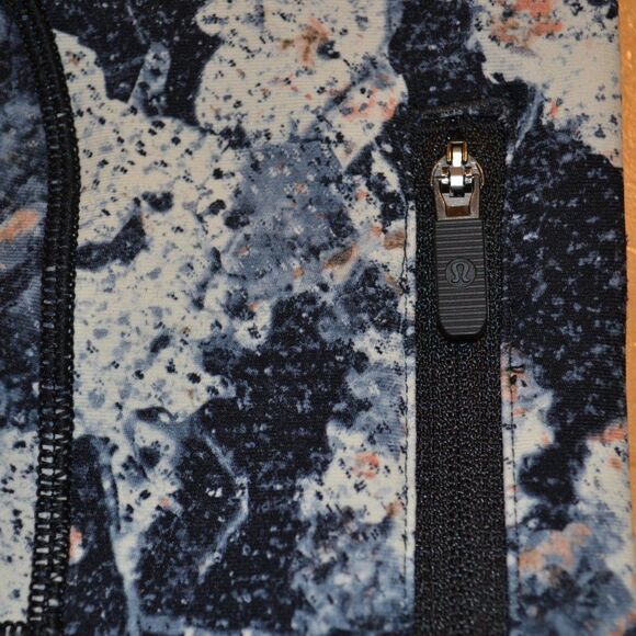 Lululemon s High rise leggings pocket size 4 black pink ecru athletics - Picture 3 of 15